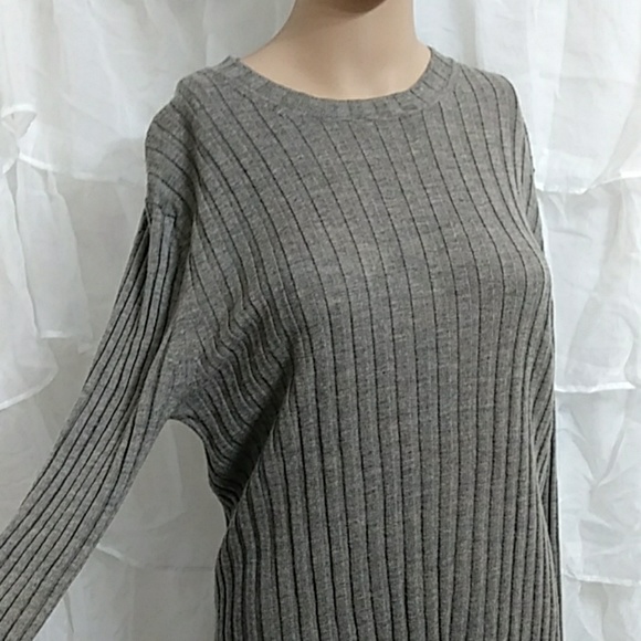 New BANANA REPUBLIC Italian Merino Sweater P49 - Picture 2 of 6